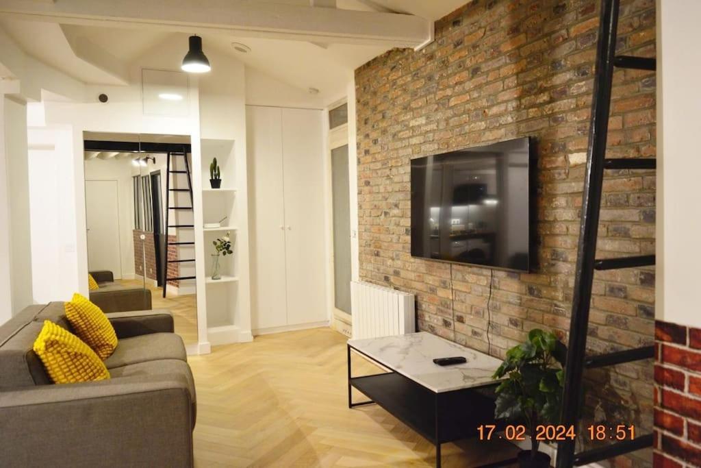 Апартаменты Magnificient Parisian Flat - Parisian Heart Экстерьер фото